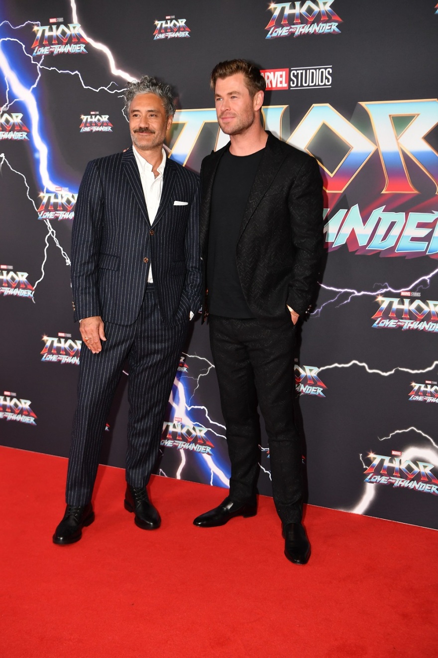 Ο Κρις Χέμσγουορθ στην πρεμιέρα του «Thor: Love and Thunder» με την οικογένειά του