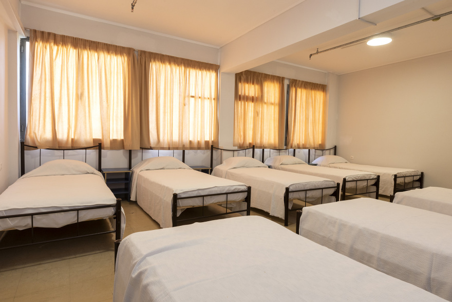  Εγκαίνια Ανοιχτού Κέντρου Ημέρας Αστέγων-Υπνωτηρίου του ΟΚΑΝΑ για εξαρτημένα άτομα στο κέντρο της Αθήνας