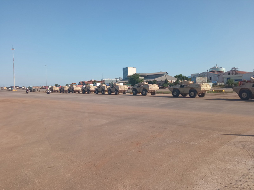 ΓΕΣ: Παρελήφθησαν 180 νέα Τεθωρακισμένα Τροχοφόρα Μ1117