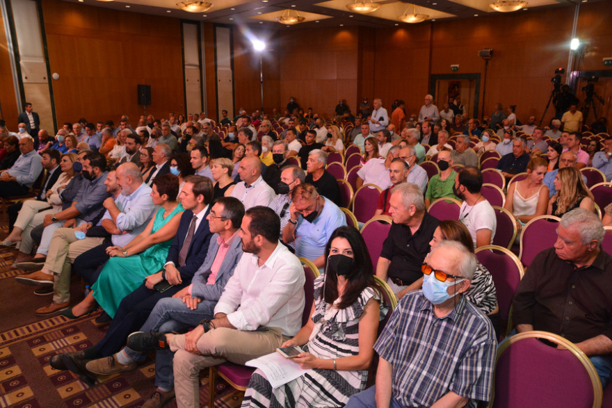 Ανδρουλάκης: Απαράδεκτο να οδηγείται το ΝΑΤΟ από τους εκβιασμούς Ερντογάν