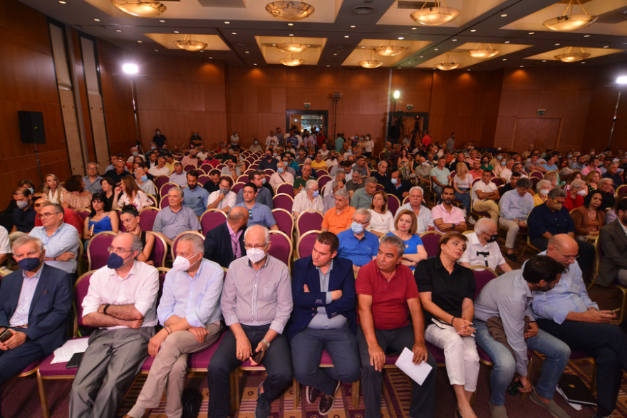 Ανδρουλάκης: Απαράδεκτο να οδηγείται το ΝΑΤΟ από τους εκβιασμούς Ερντογάν