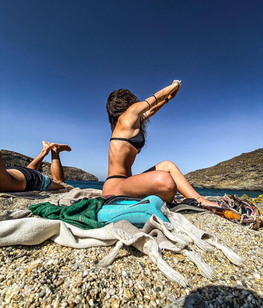 Γαία Μερκούρη και Άγγελος Λάτσιος απολαμβάνουν τις διακοπές τους στην Άνδρο