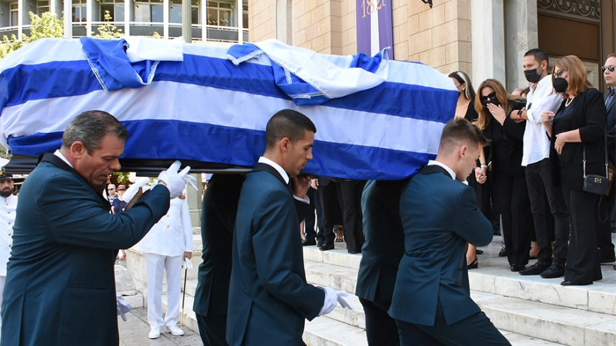 Γιάννης Κοντούλης: Το τελευταίο αντίο στον σύζυγο της Δέσποινας Μοιραράκη 