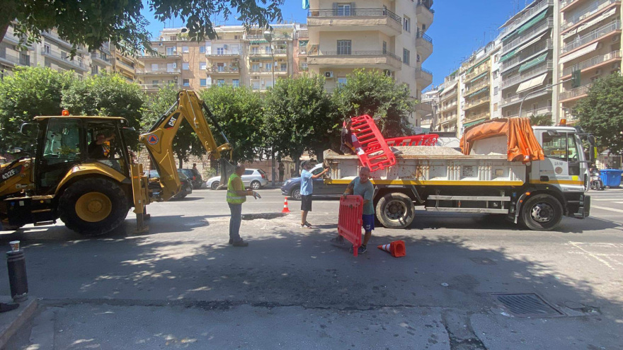 Θεσσαλονίκη: Οθωμανικό πηγάδι έκρυβε η τρύπα που άνοιξε στο κέντρο της πόλης