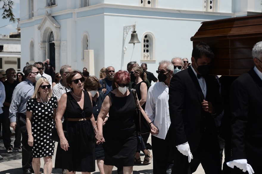 Είπαν το τελευταίο αντίο στον Κωνσταντίνο Τζούμα