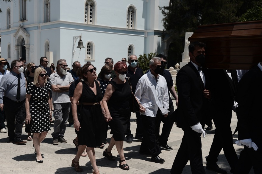 Είπαν το τελευταίο αντίο στον Κωνσταντίνο Τζούμα