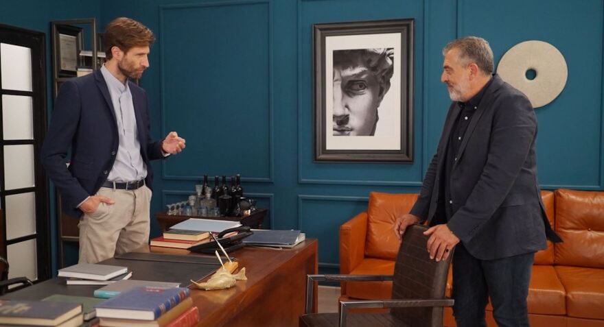 Η γη της ελιάς: O γάμος, η ολέθρια σχέση και η σύλληψη