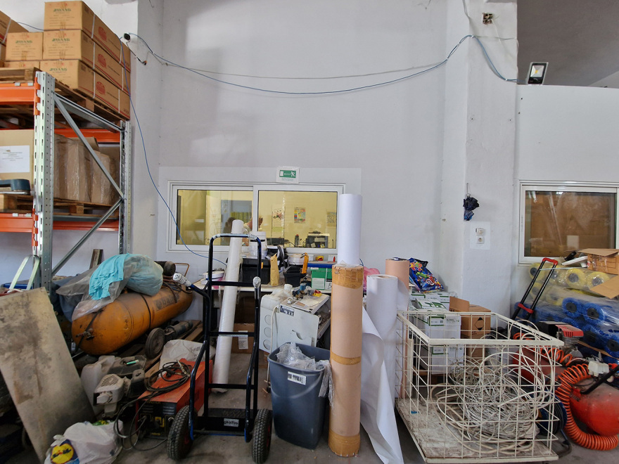 Ληστεία στη Θεσσαλονίκη: Έσερναν για τέσσερα χιλιόμετρα με το αυτοκίνητο τον ιδιοκτήτη της βιοτεχνίας