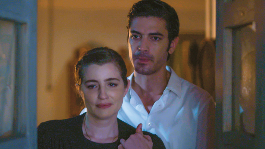 «Αγριες Μέλισσες»: Πώς μία σειρά άλλαξε τα δεδομένα στην τηλεόραση