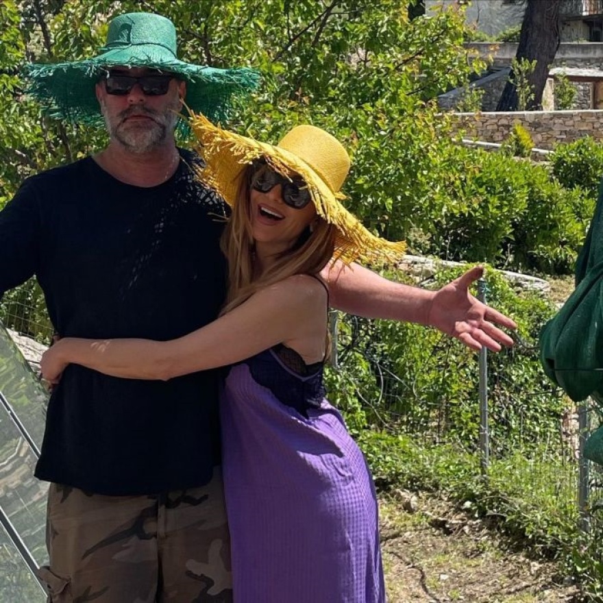 Βανδή σε Μπισμπίκη: «Σ' αγαπώ μέχρι το φεγγάρι»