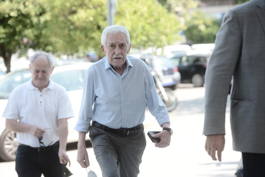 Ηλίας Νικολακόπουλος: Ο δάσκαλος, ιστορικός και εκλογολόγος – Τα σκληρά παιδικά χρόνια και η πλούσια διαδρομή του