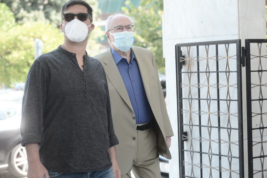 Ηλίας Νικολακόπουλος: Ο δάσκαλος, ιστορικός και εκλογολόγος – Τα σκληρά παιδικά χρόνια και η πλούσια διαδρομή του