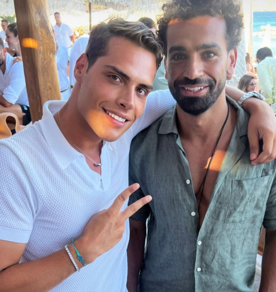 Μύκονος: Οι βουτιές του Σαλάχ, o Βεράτι και η Μις Βενεζουέλα