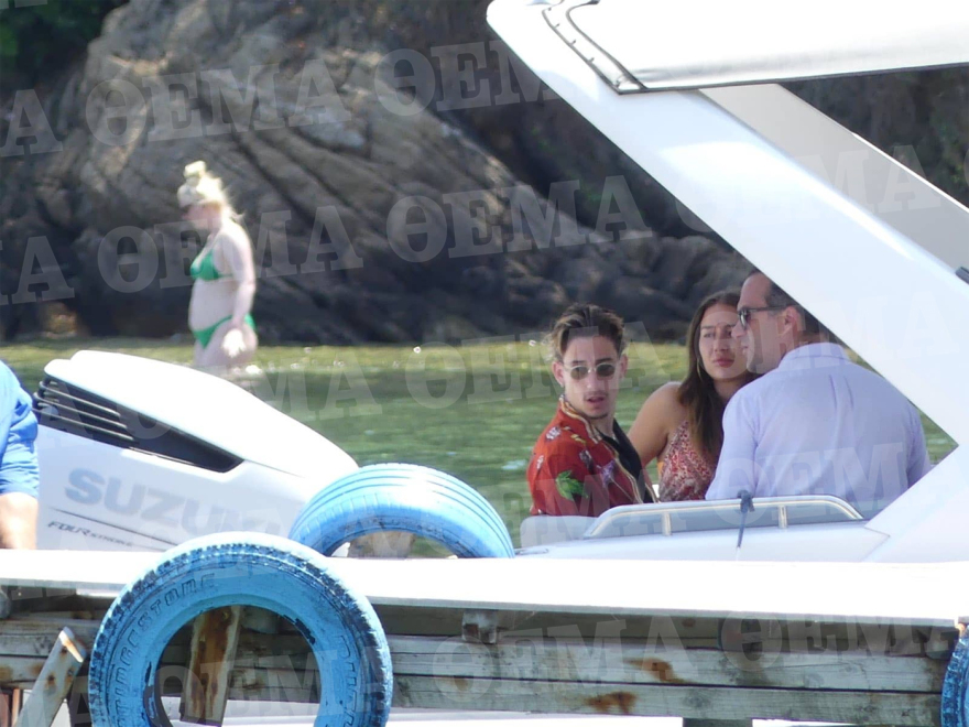 Κώστας Τσιμίκας: Διακοπές στην Σκιάθο των παιδικών του χρόνων - Δείτε βίντεο