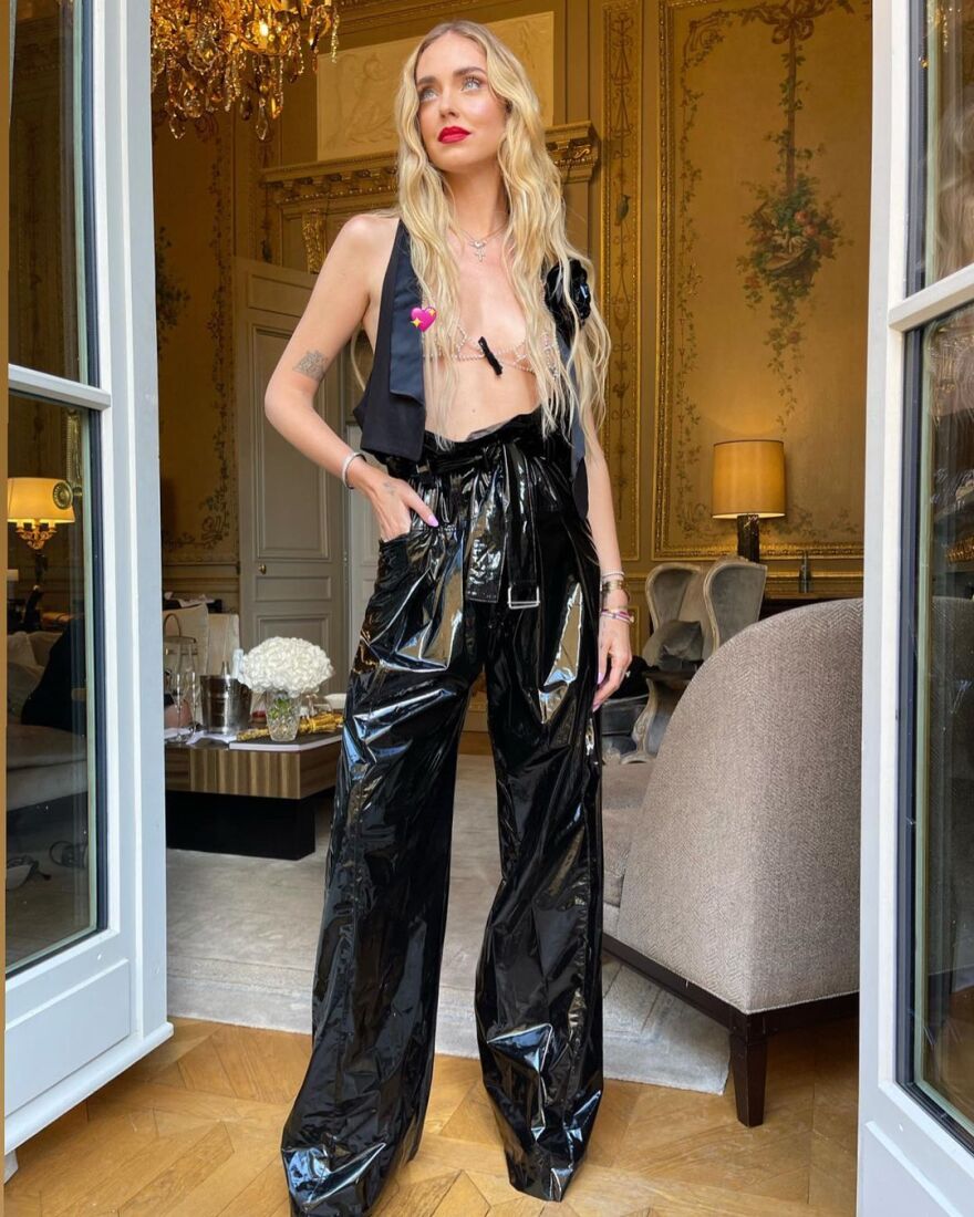 Κιάρα Φεράνι: «Άναψε φωτιές» στο Παρίσι