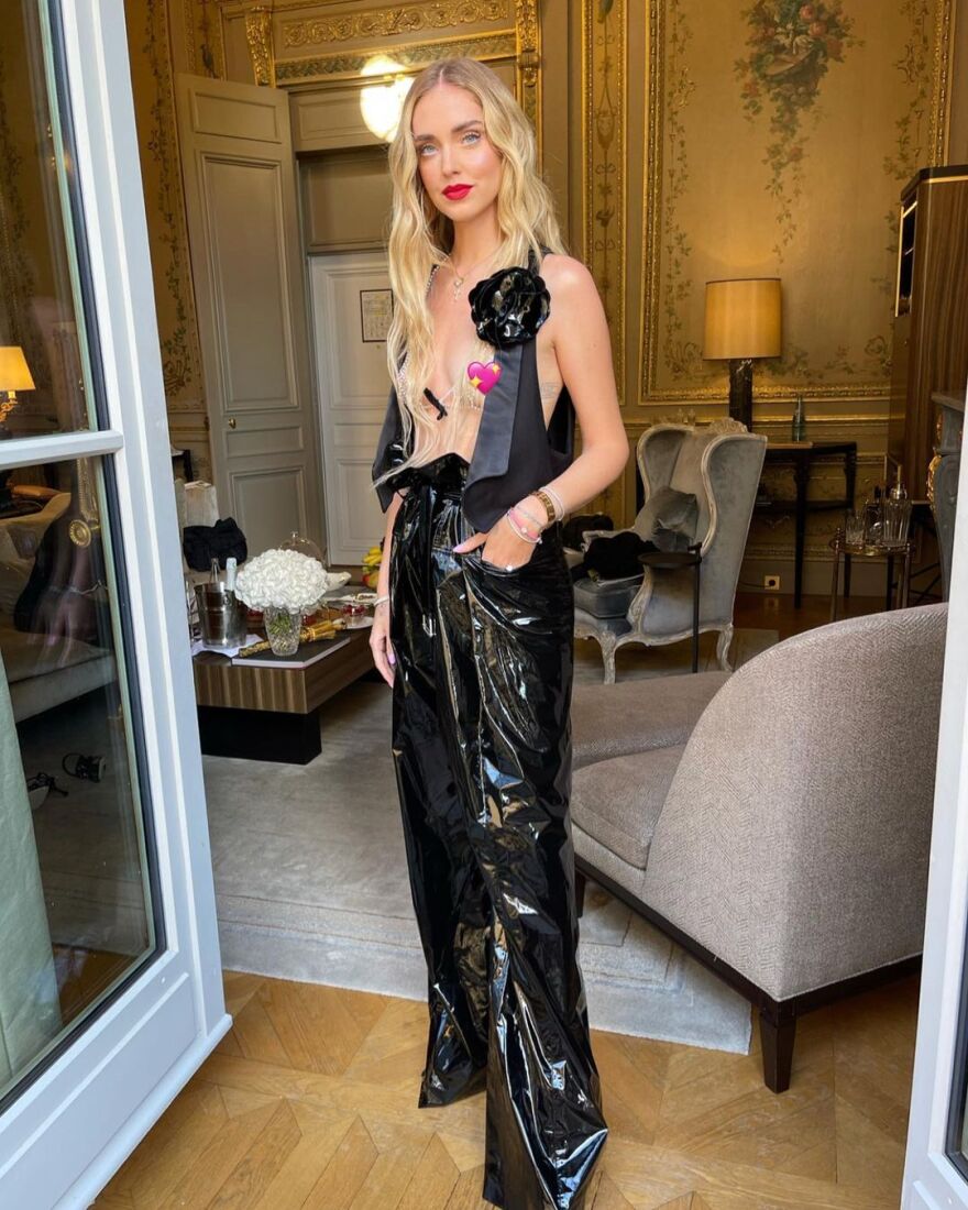 Κιάρα Φεράνι: «Άναψε φωτιές» στο Παρίσι