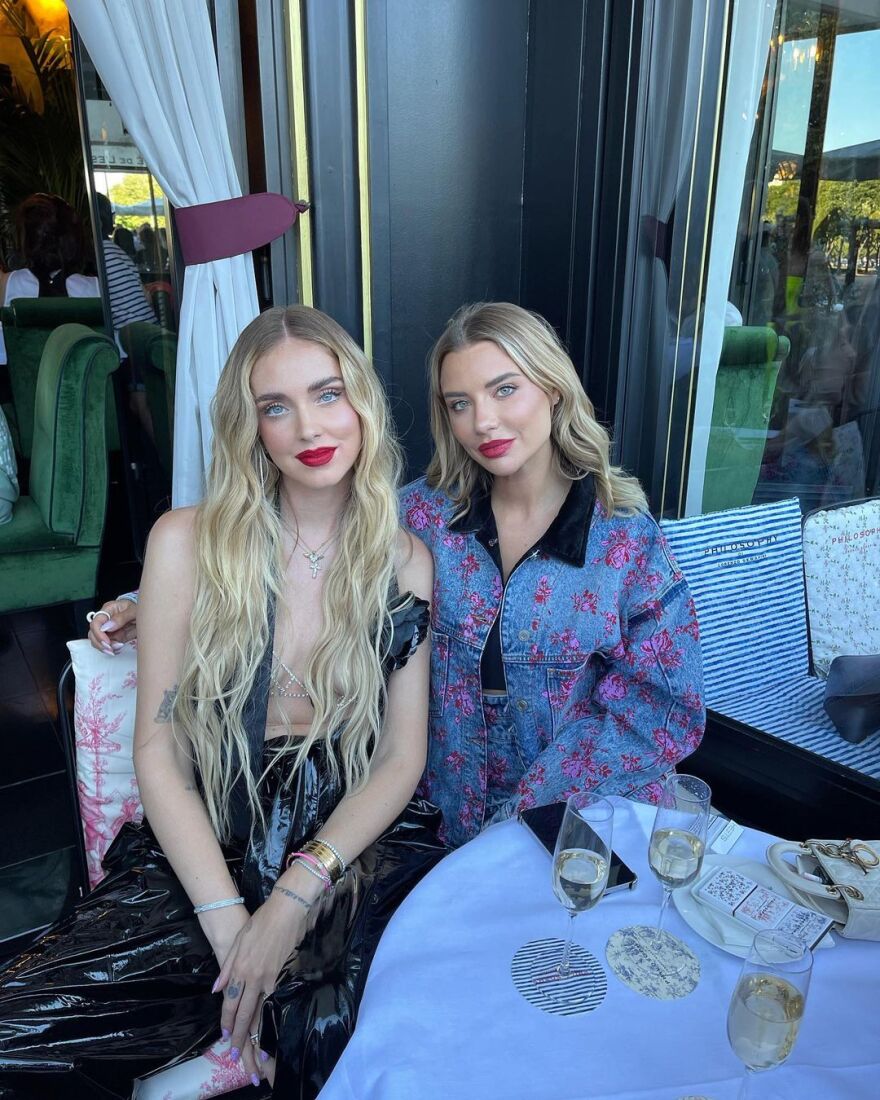 Κιάρα Φεράνι: «Άναψε φωτιές» στο Παρίσι