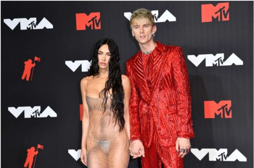 Μέγκαν Φοξ: Το «κόλλημα» με τον Μασίν Γκαν Κέλι και η «εξαφάνιση» των τριών παιδιών 