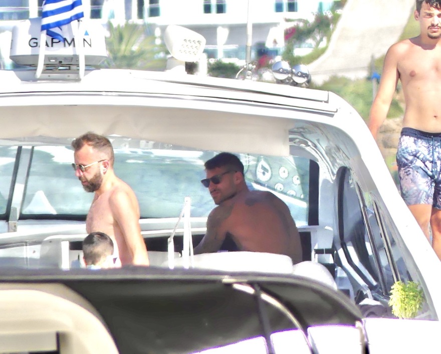 Γιώργος Πρίντεζης: Πήρε σκαφάκι και (επιτέλους) πήγε διακοπές με την οικογένειά του