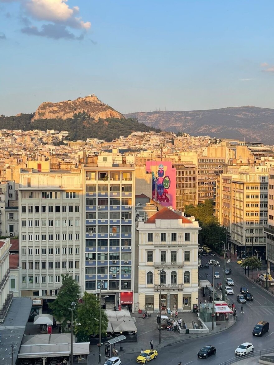 Δύο νέες τοιχογραφίες στην Αθήνα από τη Στέγη του Ιδρύματος Ωνάση