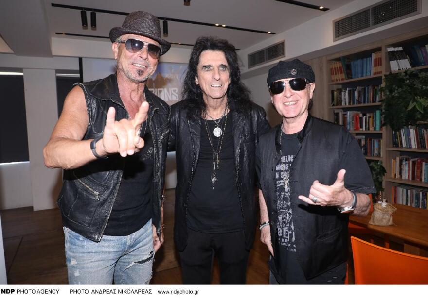 Scorpions - Alice Cooper στην Αθήνα: «Το ελληνικό κοινό νιώθει τη μουσική μας»
