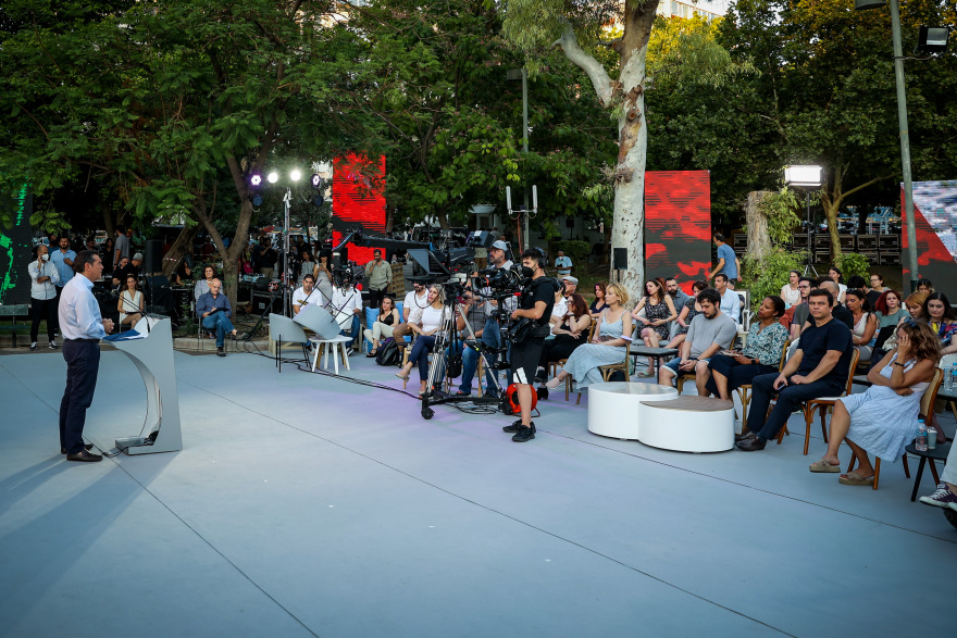 Τσίπρας: Στην Ελλάδα το 40% του πληθυσμού βρίσκεται σε δεινή στεγαστική κρίση