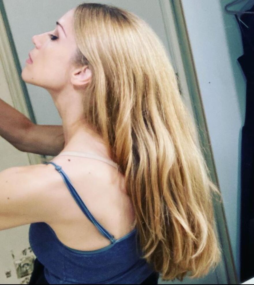 H Ιωάννα Παππά έγινε κοκκινομάλλα - Δείτε φωτογραφίες