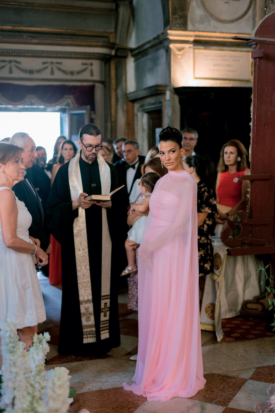 Γιάννης και Δήμητρα Κούστα: Το επίσημο photo album από τη βάφτιση της δεύτερης κόρης τους στη Βενετία  