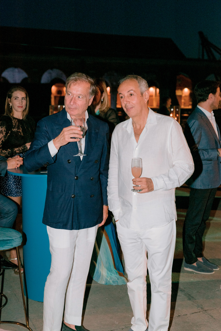 Γιάννης και Δήμητρα Κούστα: Το επίσημο photo album από τη βάφτιση της δεύτερης κόρης τους στη Βενετία  