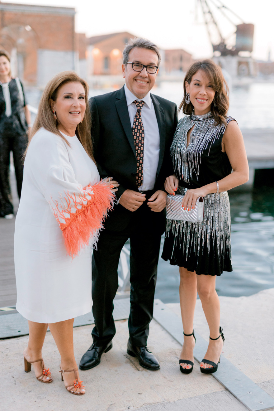 Γιάννης και Δήμητρα Κούστα: Το επίσημο photo album από τη βάφτιση της δεύτερης κόρης τους στη Βενετία  