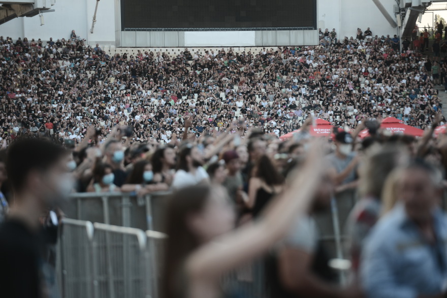 Scorpions και Alice Cooper «ταρακούνησαν» το ΟΑΚΑ σε μια μεγαλειώδη συναυλία - Δείτε βίντεο και φωτογραφίες