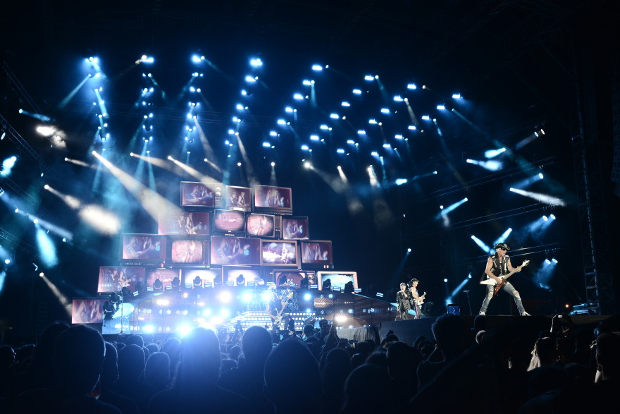 Scorpions και Alice Cooper «ταρακούνησαν» το ΟΑΚΑ σε μια μεγαλειώδη συναυλία - Δείτε βίντεο και φωτογραφίες