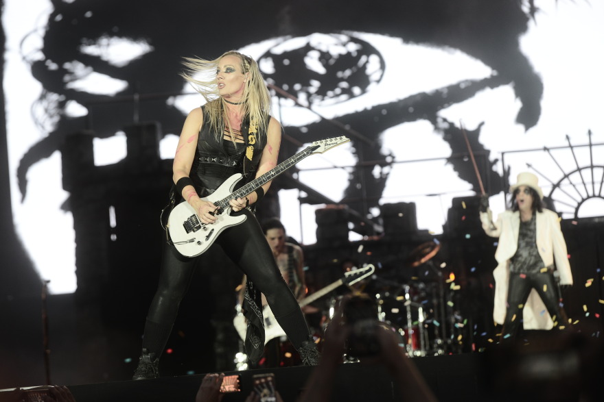 Scorpions και Alice Cooper «ταρακούνησαν» το ΟΑΚΑ σε μια μεγαλειώδη συναυλία - Δείτε βίντεο και φωτογραφίες