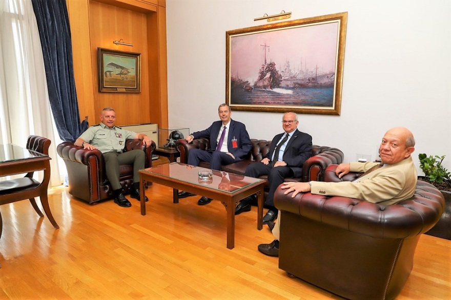 ΓΕΕΘΑ: Με τον αντιπρόεδρο της Lokheed Martin συναντήθηκε ο Φλώρος - Στο τραπέζι τα F-16 και τα F-35