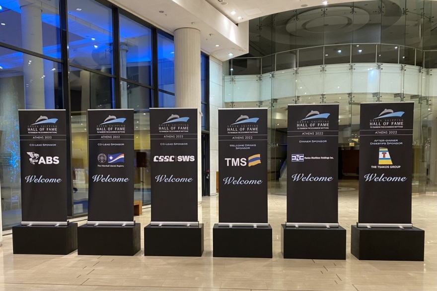 Ο Γιάννης Αγγελικούσης και ο Παύλος Ιωαννίδης στο Πάνθεον της Ελληνικής Ναυτιλίας