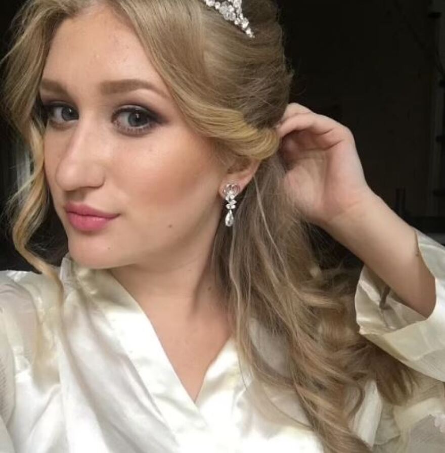 Πόλεμος στην Ουκρανία: Ο Βρετανός που εγκατέλειψε σύζυγο και παιδιά για 22χρονη Ουκρανή λέει ότι κάνει το νοσοκόμο της 