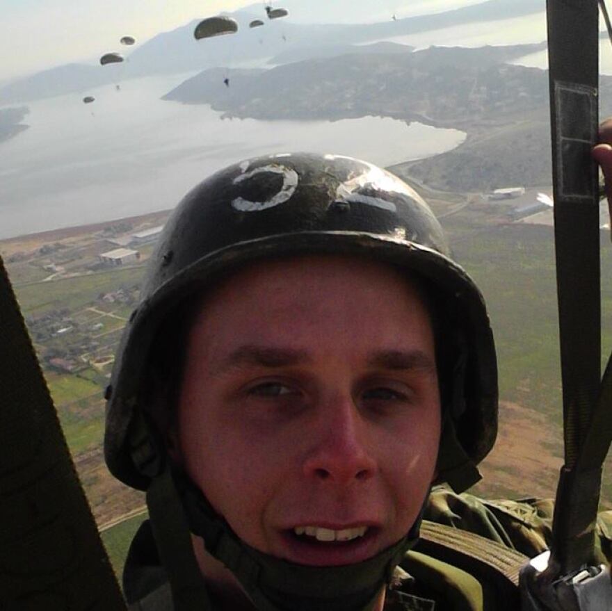 Ζαχάρω: «Ο κόσμος σε πανικό ζητούσε βοήθεια» - Τι λέει ο ναυαγοσώστης που έσωσε την 6χρονη από βέβαιο πνιγμό