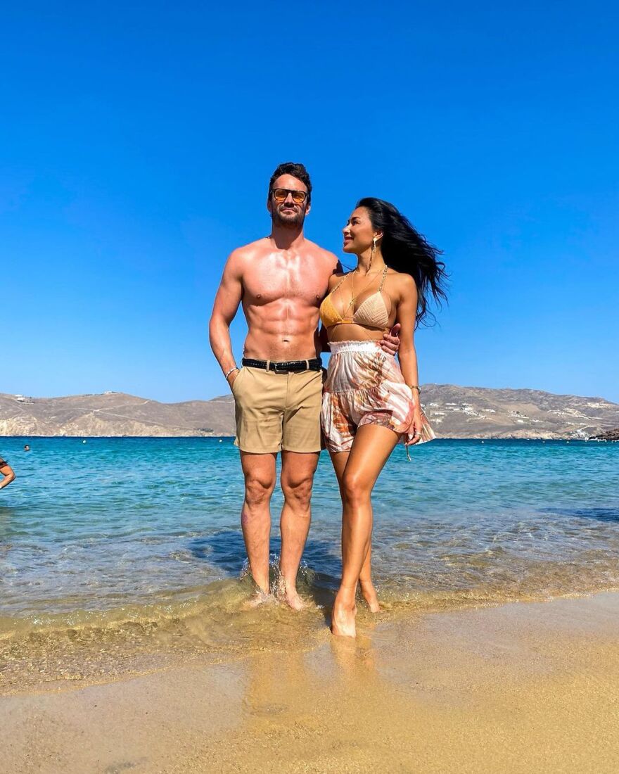 Νικόλ Σέρζινγκερ: Το φωτογραφικό άλμπουμ από τις διακοπές της στη Μύκονο