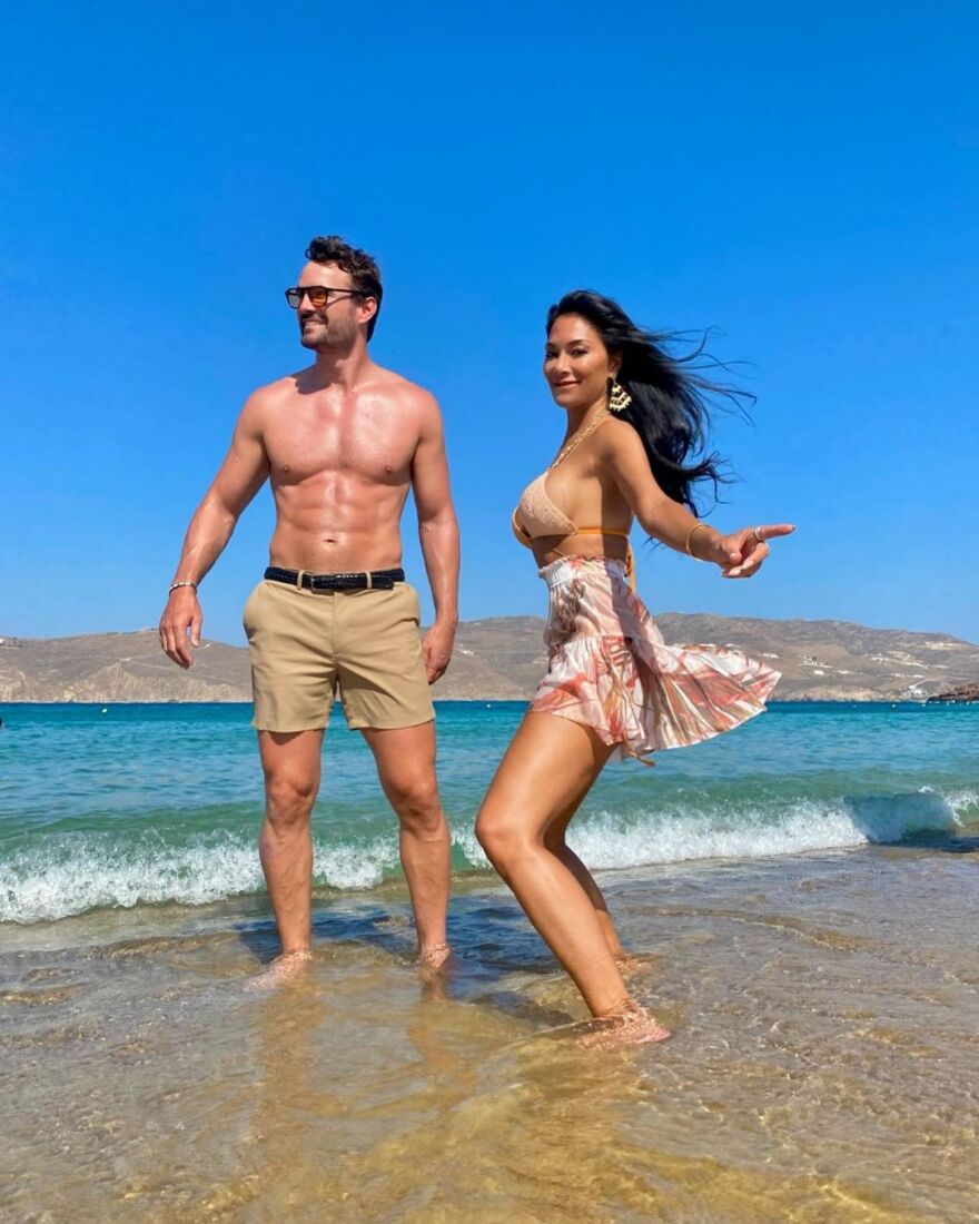 Νικόλ Σέρζινγκερ: Το φωτογραφικό άλμπουμ από τις διακοπές της στη Μύκονο