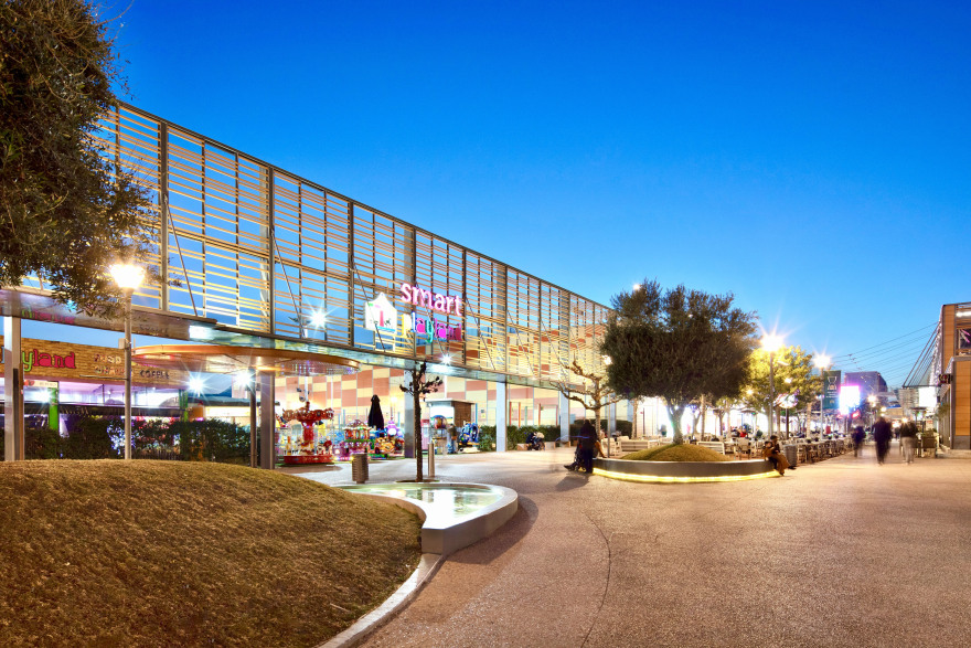 On stage - Summer In the park