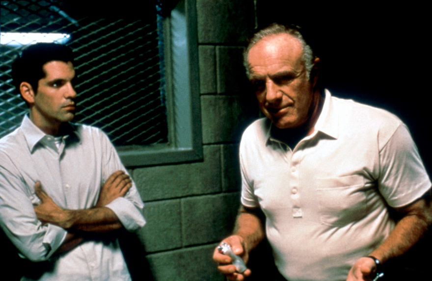 Τζέιμς Κάαν: Πέθανε ο πρωταγωνιστής του «Νονού» και του «Misery»