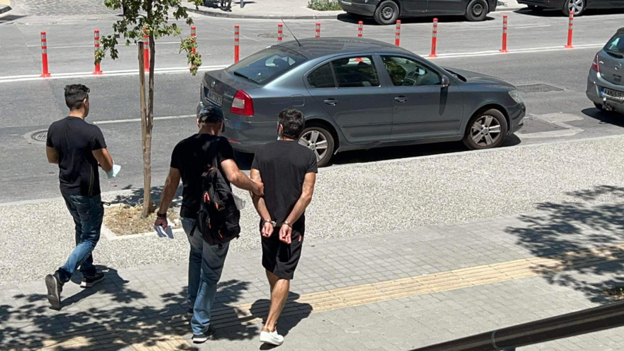 Θεσσαλονίκη: Προφυλακίστηκε ο 35χρονος που κατηγορείται ότι κακοποιούσε σεξουαλικά την ανήλικη κόρη της συντρόφου του