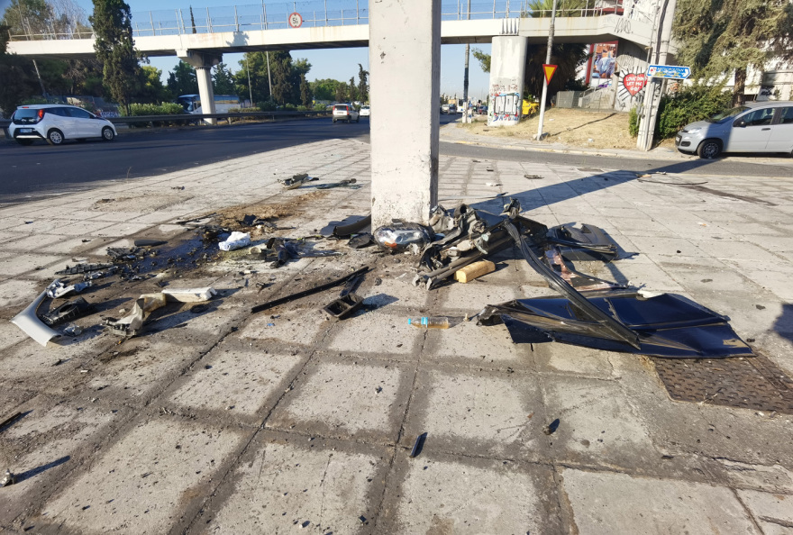 Φονικά τροχαία σε Κηφισό και Νέα Φιλαδέλφεια - Νεκροί ένας 22χρονος και ένας 25χρονος