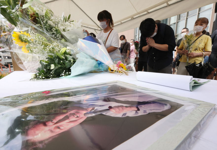 Σίνζο Άμπε: Ο δολοφόνος πίστευε ότι ήταν μέλος θρησκευτικής οργάνωσης που κατέστρεψε την οικογένειά του 