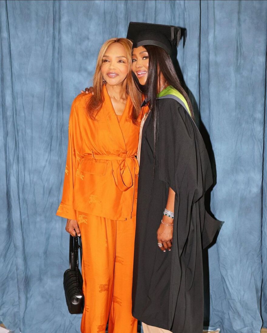 Ναόμι Κάμπελ: Αναγορεύτηκε επίτιμη διδάκτωρ