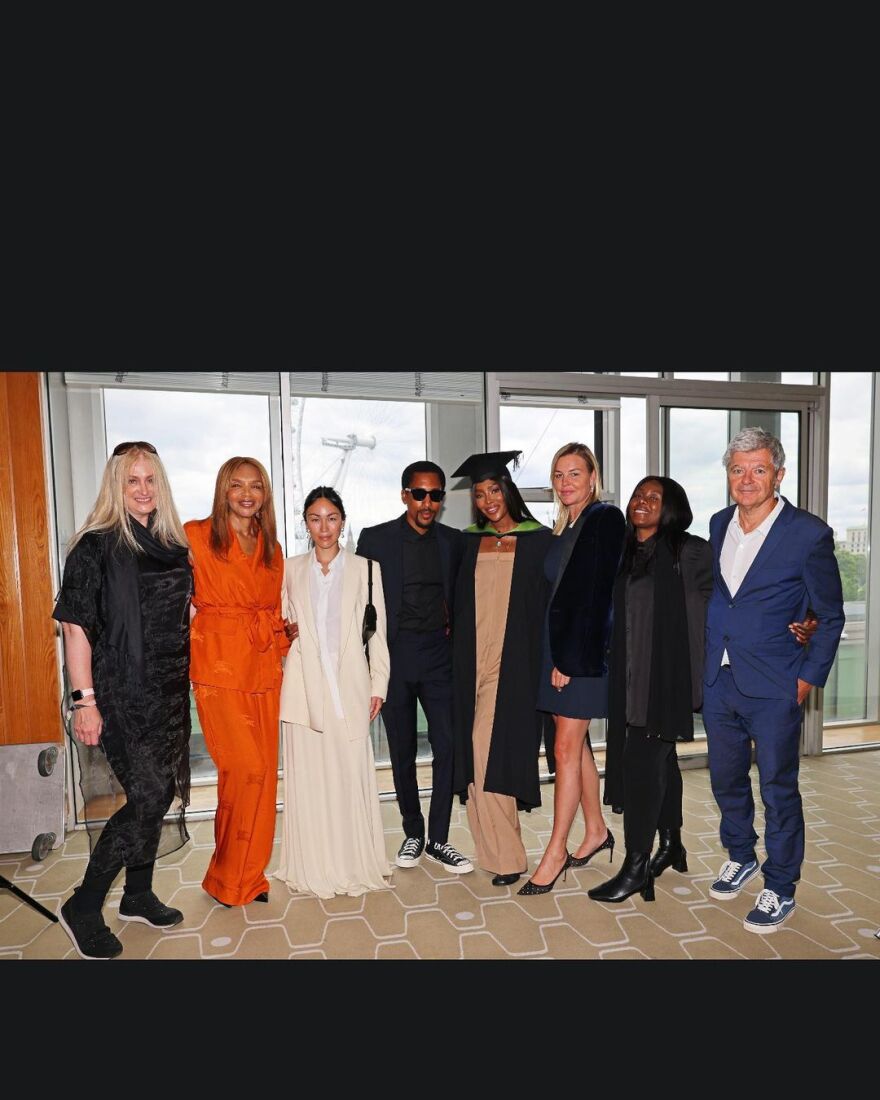 Ναόμι Κάμπελ: Αναγορεύτηκε επίτιμη διδάκτωρ