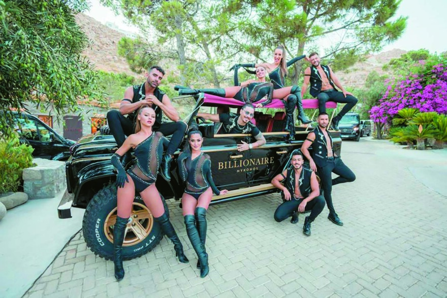 Μύκονος: Ο πόλεμος των Billionaire