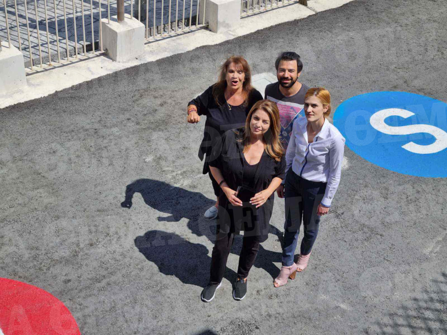 Η «Γη της Ελιάς» μπήκε στις φυλακές της Κύπρου με τραγούδι της Ελπίδας - Δείτε βίντεο και φωτογραφίες