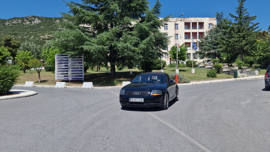 Πήρε εξιτήριο ο 30χρονος Ιβάν που πάλευε με τα κύματα στη Χαλκιδική για 20 ώρες - Τι δήλωσε βγαίνοντας από το νοσοκομείο