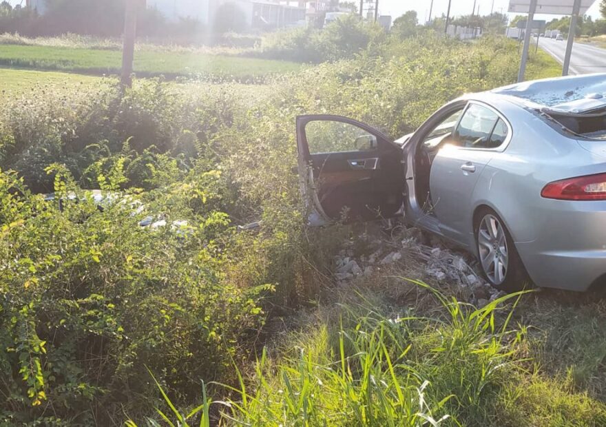 Πέντε τραυματίες σε τροχαίο στα Τρίκαλα - Δείτε εικόνες